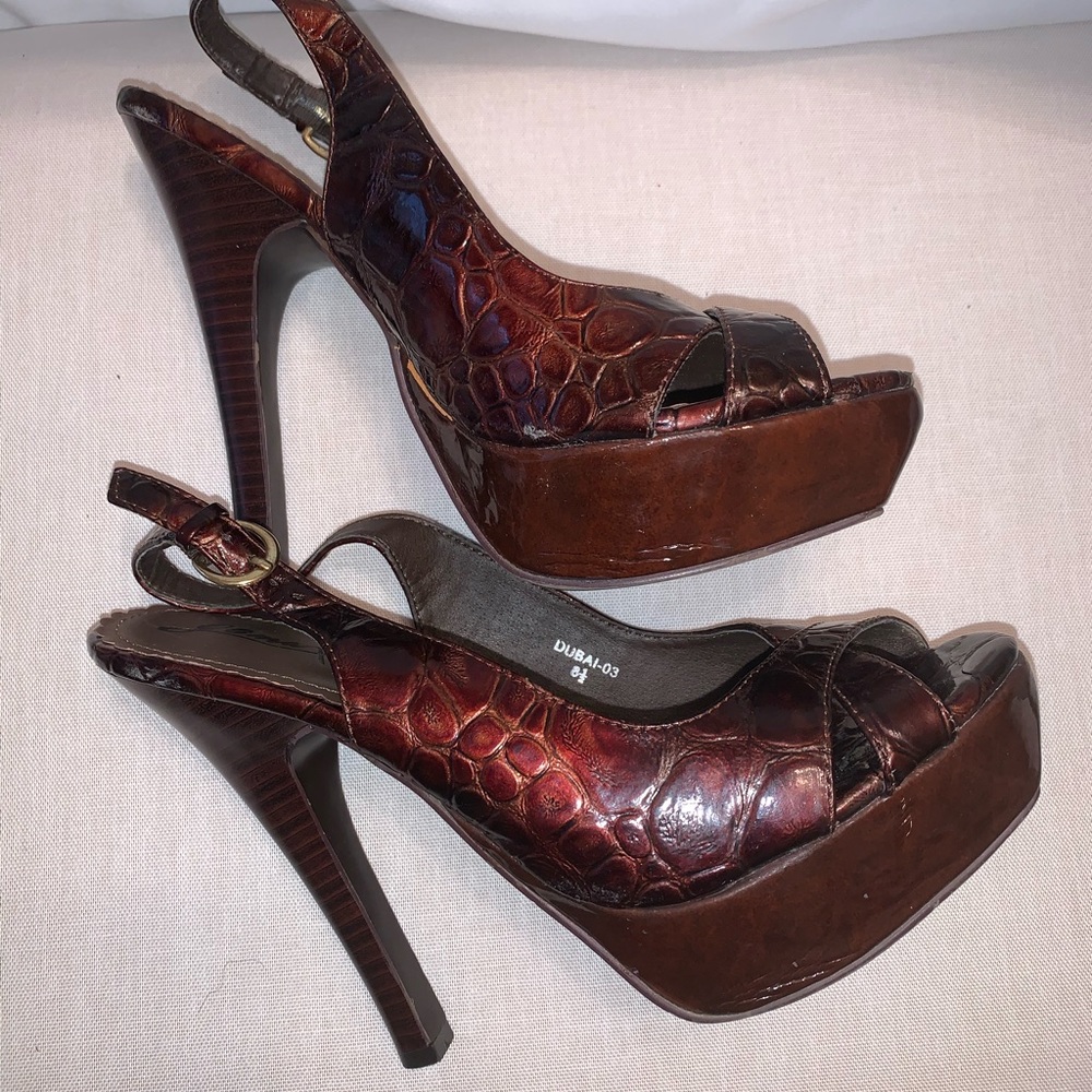 Gomex Brown croc slingbacks